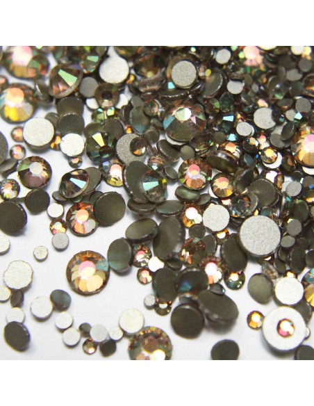 SET 1440 BUC. CRISTALE FAȚETATE VERNIL MARIME SS3-SS16 SET 1440 BUC. CRISTALE FAȚETATE VERNIL MARIME SS3-SS16