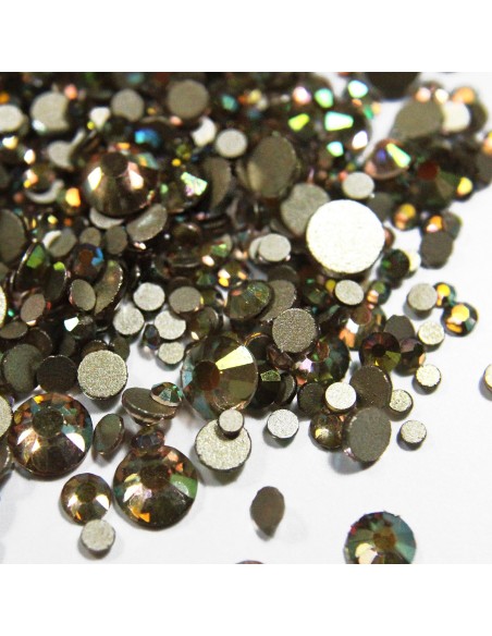 SET 1440 BUC. CRISTALE FAȚETATE VERNIL MARIME SS3-SS16 SET 1440 BUC. CRISTALE FAȚETATE VERNIL MARIME SS3-SS16