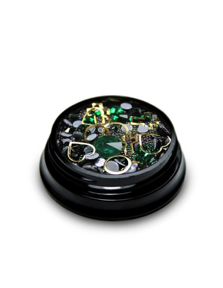 MIX CRISTALE FAȚETATE VERZI SI ORNAMENTE UNGHII MIX CRISTALE FAȚETATE VERZI SI ORNAMENTE UNGHII