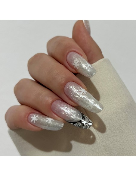 Builder Gel Viva La Tienda – Elarya 3 Alb cu sclipici argintiu 15ml by Nelida Mustafa – alb cu efect perlat, autonivelant și rezistent, pentru manichiuri artistice cu reflexii luminoase